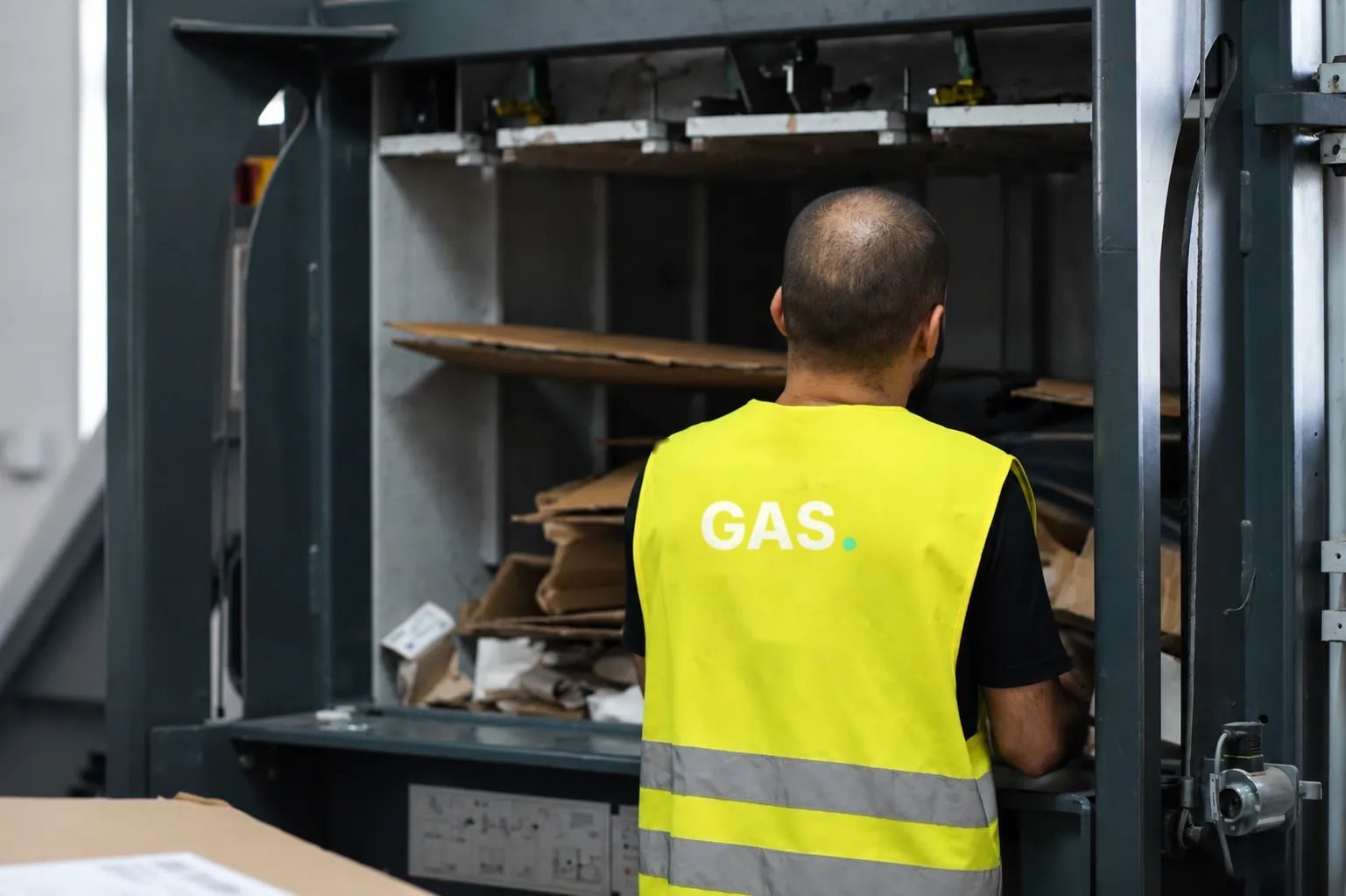 Gulf Asset Services technician at the processing line